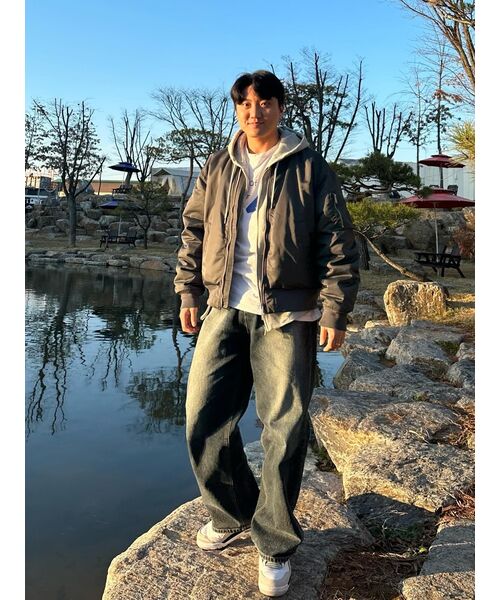 MUSINSA STANDARD（ムシンサスタンダード）の「特大MA-1ボンバージャケット[ダークグレー]（ブルゾン・メンズ・その他・MEDIUM/LARGE/X-LARGE/XX-LARGE）」の8枚目の写真