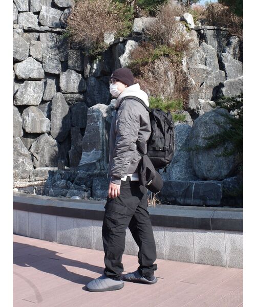 MUSINSA STANDARD（ムシンサスタンダード）の「特大MA-1ボンバージャケット[ダークグレー]（ブルゾン・メンズ・その他・MEDIUM/LARGE/X-LARGE/XX-LARGE）」の5枚目の写真