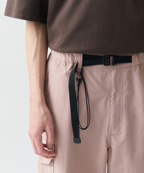 MUSINSA STANDARD（ムシンサスタンダード）の「[シティレジャー] NP ワイドベルト付きカーゴパンツ [デザートピンク]（その他パンツ・メンズ・その他・40/38/42/36/34/32/30/31/33/26/27/28/29）」の3枚目の写真