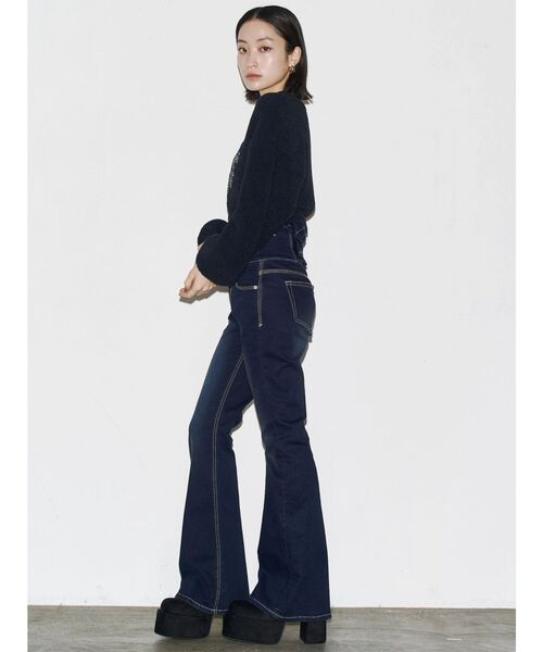 EMODA(エモダ)の「クレーピングパッチシャギーニット(ニット/セーター・レディース・ブラック/ブルー/ブラウン/ホワイト・FREE)」の22枚目の写真