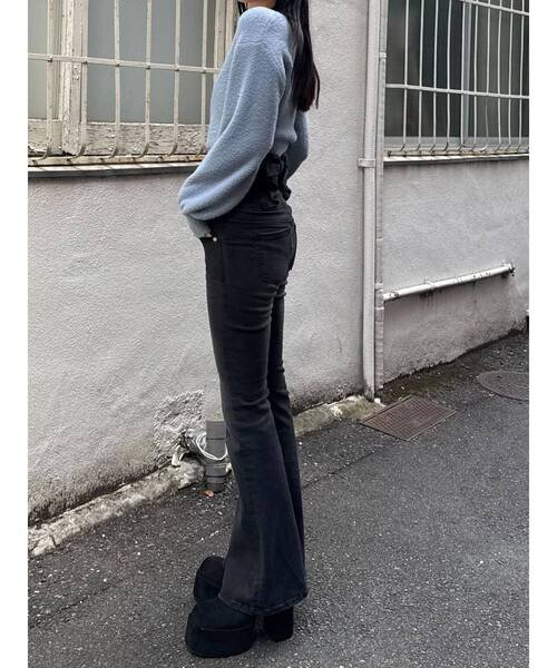 EMODA（エモダ）の「クレーピングパッチシャギーニット（ニット/セーター・レディース・ブラック/ブルー/ブラウン/ホワイト・FREE）」の18枚目の写真