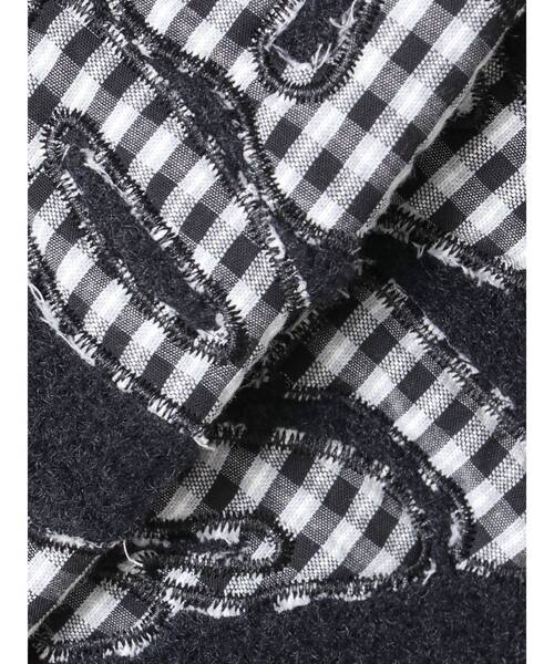 EMODA(エモダ)の「クレーピングパッチシャギーニット(ニット/セーター・レディース・ブラック/ブルー/ブラウン/ホワイト・FREE)」の11枚目の写真