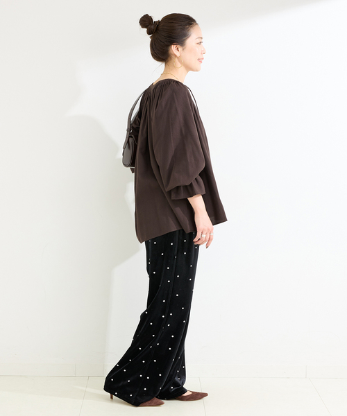 B.C STOCK（ベーセーストック）の「ウォッシャブル / ギャザーネックボリュームブラウス（シャツ/ブラウス・レディース・ブラウン/ホワイト/ベージュ・FREE）」の13枚目の写真