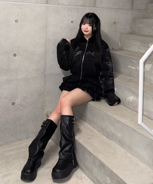 Lae（レイ）の「ラインストーンフェイクファーカラージャケット（テーラードジャケット・レディース・ブラック/ホワイト・SMALL/MEDIUM）」の8枚目の写真