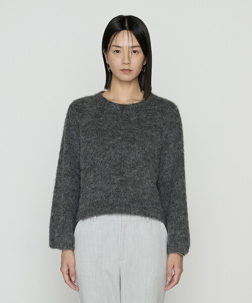 K.T KIYOKO TAKASE(キヨコタカセ)の「アルパカ混 レイヤード風プルオーバー(Tシャツ/カットソー・レディース・チャコール/ライトグレー・9号)」の18枚目の写真