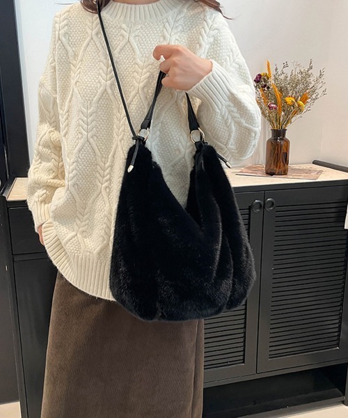 Miniministore（ミニミニストア）の「もこもこトートバッグエコファー秋冬バッグ（トートバッグ・レディース・グレー/ブラック/アイボリー/モカ/ブラウン・FREE）」の3枚目の写真