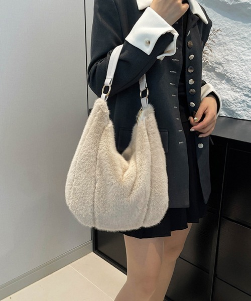 Miniministore（ミニミニストア）の「もこもこトートバッグエコファー秋冬バッグ（トートバッグ・レディース・グレー/ブラック/アイボリー/モカ/ブラウン・FREE）」の8枚目の写真