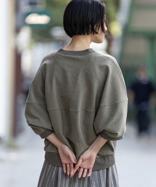 Munich（ミューニック）の「オーガニックコットンパイルコクーンスウェット（スウェット・レディース・カーキ/アイボリー/ブラック・FREE）」の6枚目の写真