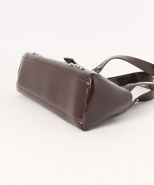 VIBGYOR（ヴィブジョー）の「横長スタッズハンドバッグ/レディース(NEZ)（ハンドバッグ・レディース・ブラック/ブラウン・FREE）」の6枚目の写真