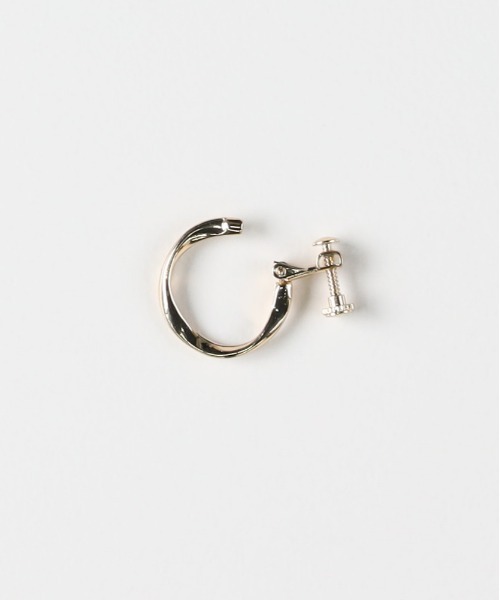 Right-on（ライトオン）の「Right-on Basic(ライトオンベーシック)【レディース】ネジレフープピアス（ピアス（両耳用）・レディース・ゴールド/シルバー・ONE SIZE）」の5枚目の写真