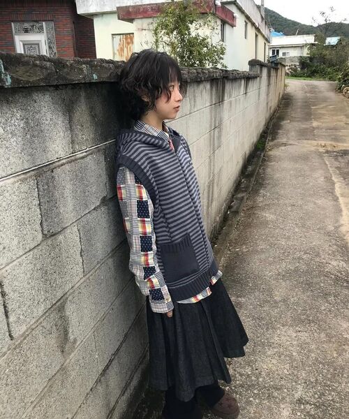 MAINBOOTH(メインブース)の「Lilo Knit Vest(CHARCOAL)(ベスト・レディース・その他・2/3)」の16枚目の写真