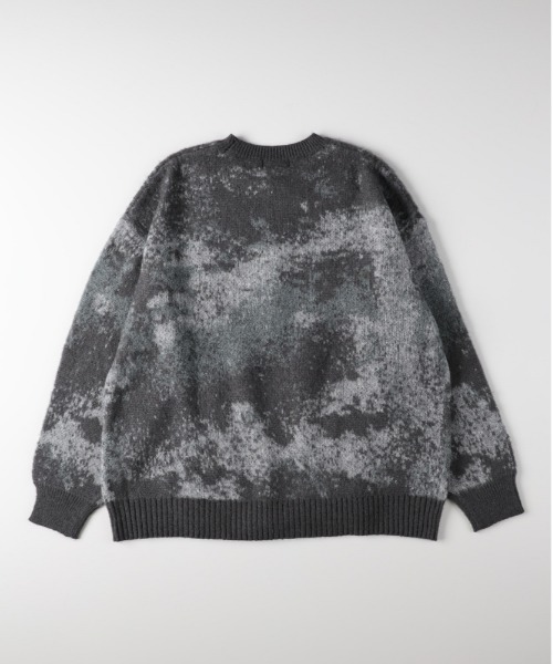 BACK NUMBER(バックナンバー)の「【BACK NUMBER】シャギーニット グラデーションクルーネックセーター (毛足ニット/モダンシルエット/保温性/レイヤード映え)(ニット/セーター・メンズ・ブルー/ブラック/グリーン・M/XL/L)」の4枚目の写真
