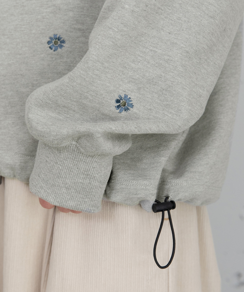 POU DOU DOU（プードゥドゥ）の「とび花刺繍スウェット（スウェット・レディース・イエロー/ブラック/グレー・M）」の6枚目の写真