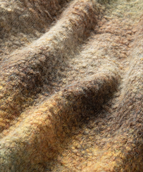 NONBLANK(ノンブランク)の「グラデーションラウンドニット_オリーブブラウン(ニット/セーター・メンズ・その他・SMALL/MEDIUM/LARGE/X-LARGE)」の5枚目の写真
