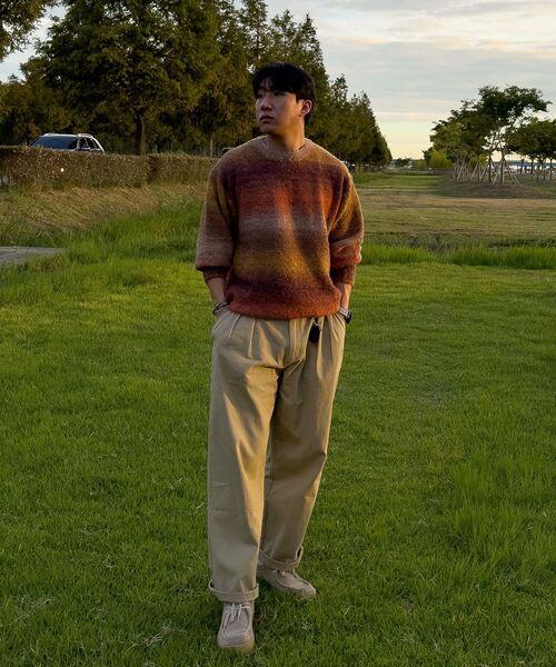 NONBLANK(ノンブランク)の「グラデーションラウンドニット_オリーブブラウン(ニット/セーター・メンズ・その他・SMALL/MEDIUM/LARGE/X-LARGE)」の15枚目の写真
