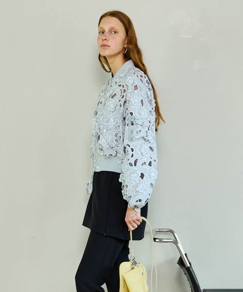 MAISON SPECIAL（メゾンスペシャル）の「Cut-Off Flower MA-1/カットオフフラワーMA-1（MA-1・レディース・ブルー/グレー/ブラック・FREE）」の10枚目の写真