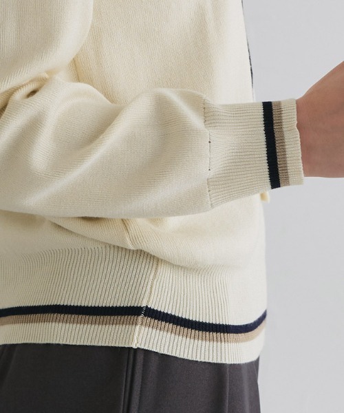 Pierrot（ピエロ）の「配色ボウタイニット（ニット/セーター・レディース・アイボリー/ネイビー・L/M）」の6枚目の写真