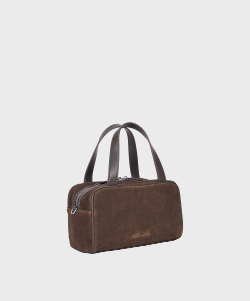 ALKI ALKA(アルキアルカ)の「Mini Square Tote Bag_Suede (Suede Brown)(トートバッグ・レディース・ダークブラウン・FREE)」の4枚目の写真