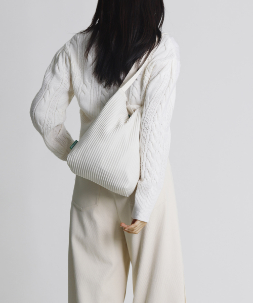 GREEN STUFF(グリーンスタッフ)の「boxy bag 61 - pleats ivory(エコバッグ/サブバッグ・レディース・その他・FREE)」の5枚目の写真