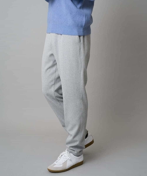 a.v.v（アーヴェヴェ）の「【イージーケア/毛玉になりにくい】メランジツイルストレッチセミルーズパンツ【洗濯機で洗える/ストレッチ】（その他パンツ・メンズ・ブラウン/ライトグレー・48/46/50）」の2枚目の写真