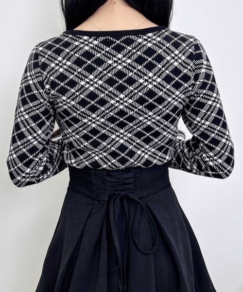 INGNI（イング）の「フロントフリルドッキングチェック柄ニット（ニット/セーター・レディース・アイボリー系3/ブラック系その他2/ピンク系2・M）」の8枚目の写真