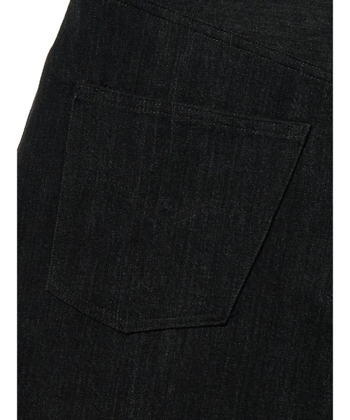 Levi's(リーバイス)の「Levi's/リーバイス BLUETAB(TM) ワイドプリーツ CROP ジーンズ ブラック(デニムパンツ・メンズ・ブラック・28inch/29inch/30inch/31inch/32inch/33inch/34inch/36inch)」の4枚目の写真