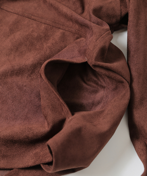 B.C STOCK（ベーセーストック）の「《追加》フェイクスエード シャツジャケット（ライダースジャケット・メンズ・チャコールグレー/キャメル/ブラウン・MEDIUM/LARGE）」の22枚目の写真