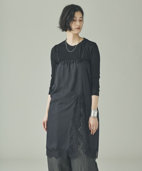 Curensology（カレンソロジー）の「Curensology(カレンソロジー)/2WAYレーススリットスカート（ワンピース・レディース・ベージュ/ブラック・FREE）」の2枚目の写真