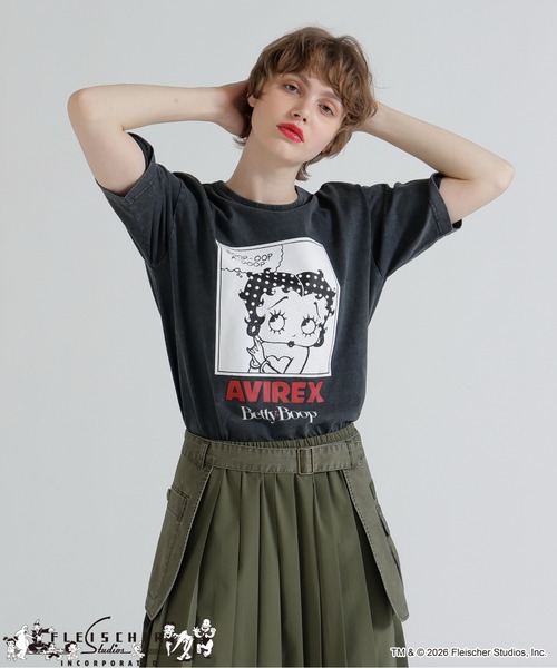 BETTY BOOP（ベティ・ブープ）の「《AVIREX × Betty Boop》FADE WASH S/S T-SHIRT（Tシャツ/カットソー・レディース・ピンク系/チャコールグレー・F）」の2枚目の写真