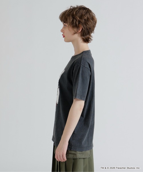 BETTY BOOP（ベティ・ブープ）の「《AVIREX × Betty Boop》FADE WASH S/S T-SHIRT（Tシャツ/カットソー・レディース・ピンク系/チャコールグレー・F）」の4枚目の写真