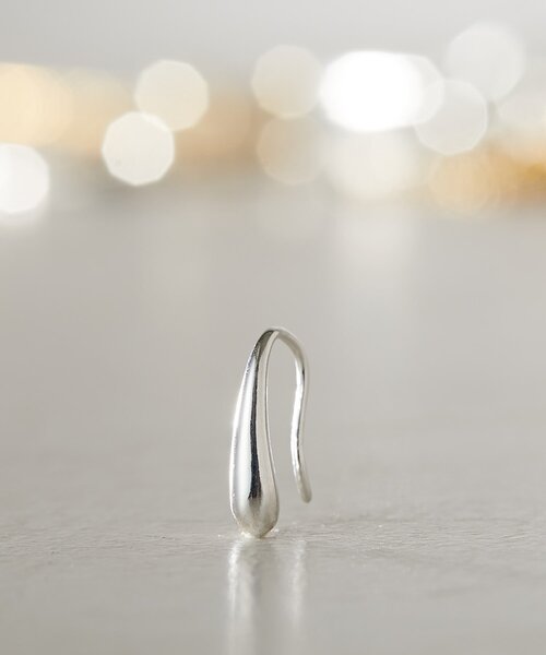 ear PAPILLONNER（イアパピヨネ）の「《スターリングシルバー使用》プチ涙ピアス（ピアス（両耳用）・レディース・シルバー/ゴールド・FREE）」の16枚目の写真