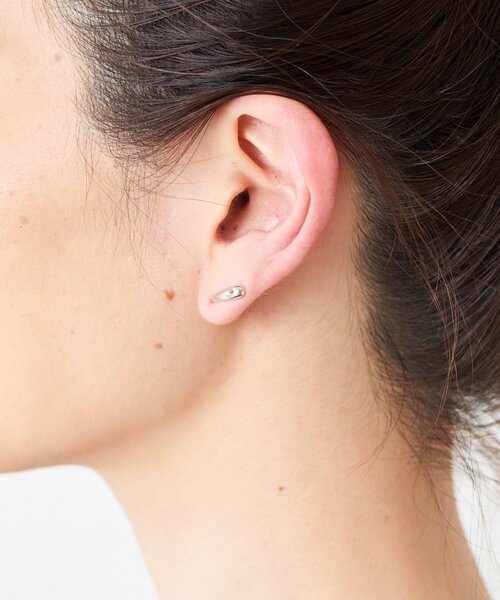 ear PAPILLONNER（イアパピヨネ）の「《スターリングシルバー使用》プチ涙ピアス（ピアス（両耳用）・レディース・シルバー/ゴールド・FREE）」の11枚目の写真