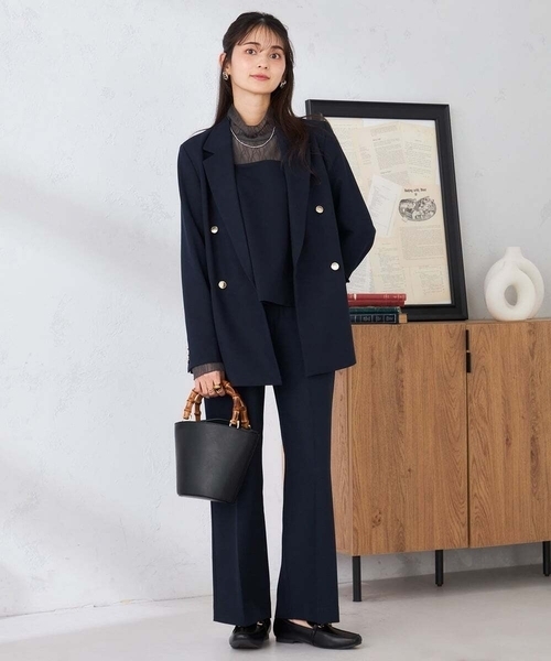 a.v.v(アーヴェヴェ)の「【2WAY】ビスチェ(その他トップス・レディース・ベージュ/ネイビー・39)」の5枚目の写真
