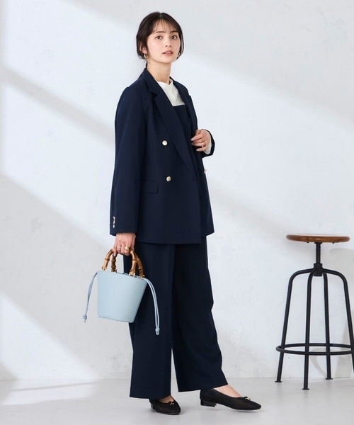 a.v.v(アーヴェヴェ)の「【2WAY】ビスチェ(その他トップス・レディース・ベージュ/ネイビー・39)」の16枚目の写真