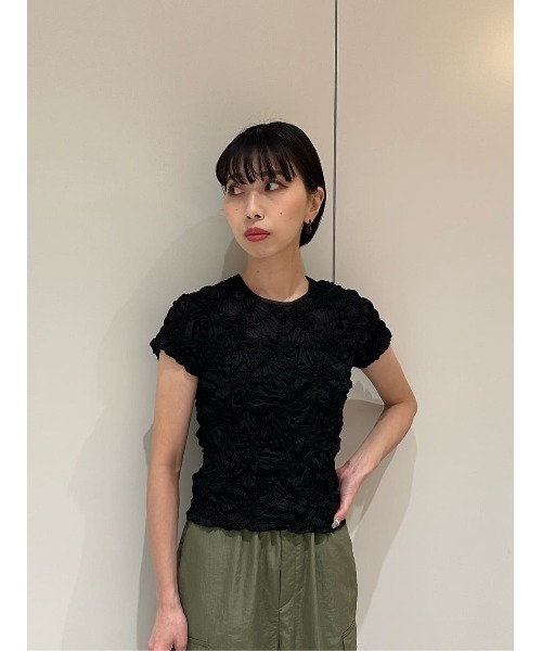 ESTNATION(エストネーション)の「ESTNATION / シャーリング フラワー Tシャツ(Tシャツ/カットソー・レディース・オフホワイト/レッド/ブラック・FREE)」の9枚目の写真