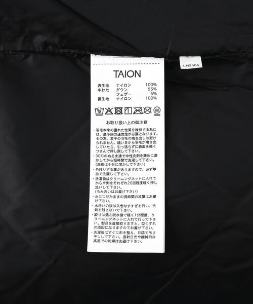 TAION(タイオン)の「TAION/タイオン/CITY CREW NECK DOWN JACKET(ダウンジャケット/コート・レディース・ブラック/ホワイト系2・S/M/L)」の4枚目の写真
