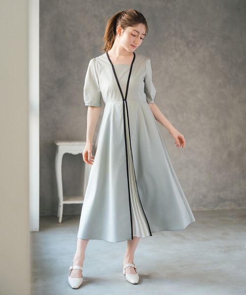 mashu 2026春夏新作 フロントプリーツ配色ワンピース（ワンピース）｜MISCH