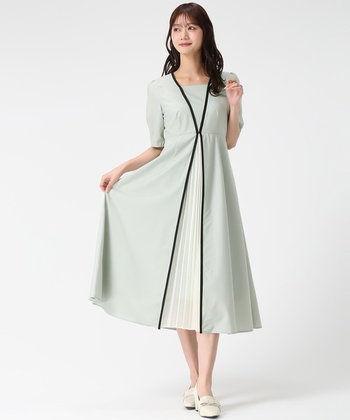 2026春夏新作 フロントプリーツ配色ワンピース（ワンピース）｜MISCH