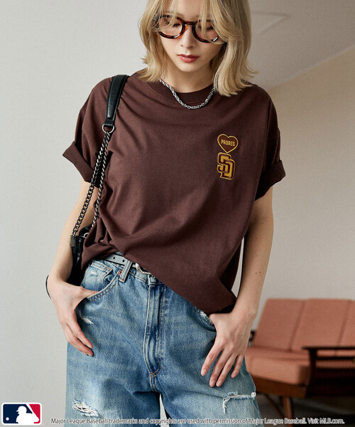 PUBLUX（パブリュクス）の「PUBLUX/パブリュクス 別注MLB ワンポイントハートTシャツ　限定展開（Tシャツ/カットソー・メンズ・ブラック/オフホワイト/ネイビー/グレー/ピンク/ブラウン/ライトグレー・L/M/ﾌﾘ-）」の5枚目の写真