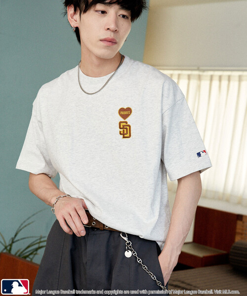 PUBLUX(パブリュクス)の「PUBLUX/パブリュクス <機能性素材>別注MLB ワンポイントハートTシャツ 限定展開(Tシャツ/カットソー・メンズ・ブラック/オフホワイト/ネイビー/グレー/ピンク/ブラウン/ライトグレー・L/M/フリ-)」の9枚目の写真