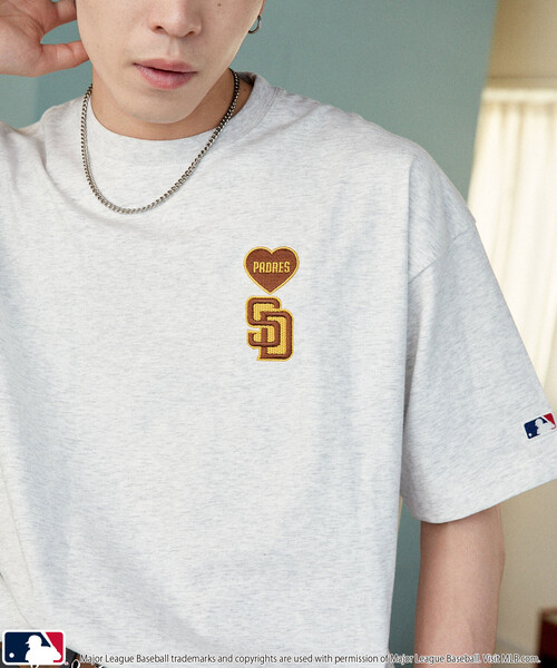 PUBLUX(パブリュクス)の「PUBLUX/パブリュクス <機能性素材>別注MLB ワンポイントハートTシャツ 限定展開(Tシャツ/カットソー・メンズ・ブラック/オフホワイト/ネイビー/グレー/ピンク/ブラウン/ライトグレー・L/M/フリ-)」の10枚目の写真