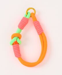 Q（キュー）の「パラコードストラップ（スマホグッズ）」