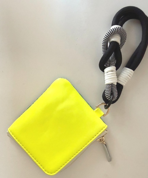 Q(キュー)の「パラコードストラップ(スマホグッズ・レディース・オレンジ/ブラック/ピンク・MEDIUM)」の9枚目の写真