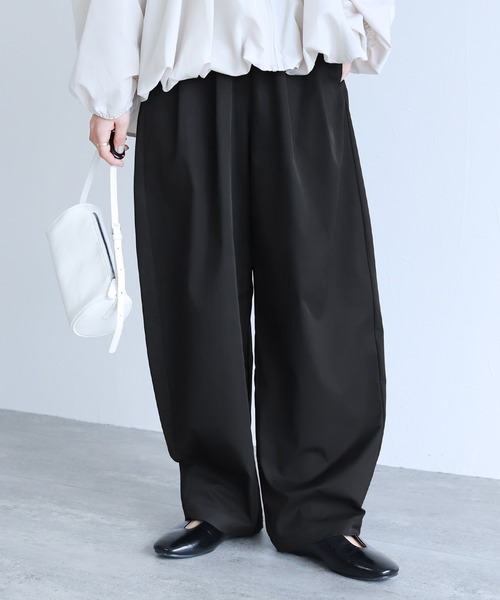 reca（レカ）の「タックコクーンパンツ（その他パンツ・レディース・ブラック/ベージュ/カーキ・M）」の4枚目の写真