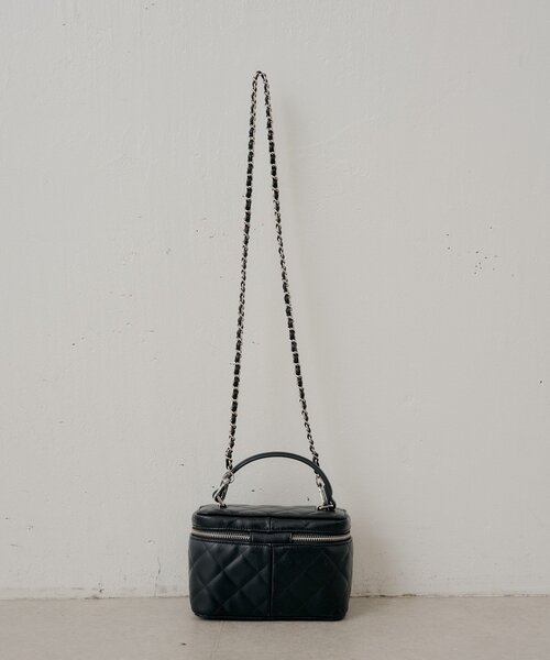 Chico(チコ)の「キルティングミニバニティバッグ(ショルダーバッグ・レディース・ブラック/ブルー/ホワイト/ピンク・FREE)」の11枚目の写真