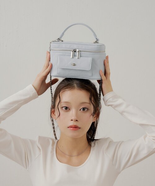 Chico(チコ)の「キルティングミニバニティバッグ(ショルダーバッグ・レディース・ブラック/ブルー/ホワイト/ピンク・FREE)」の18枚目の写真