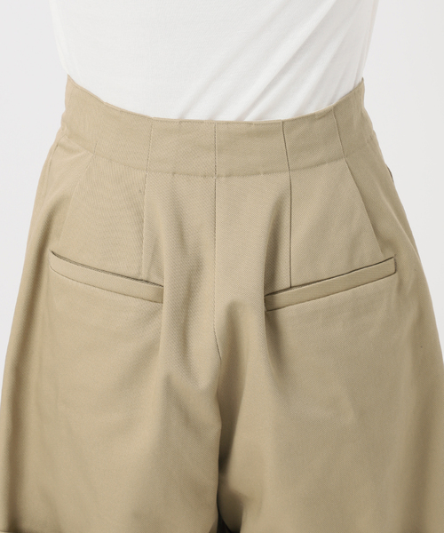 Spick & Span(スピックアンドスパン)の「《一部店舗+WEB限定》Glyph Chino Bermuda Pants(その他パンツ・レディース・ベージュ・38/36)」の9枚目の写真