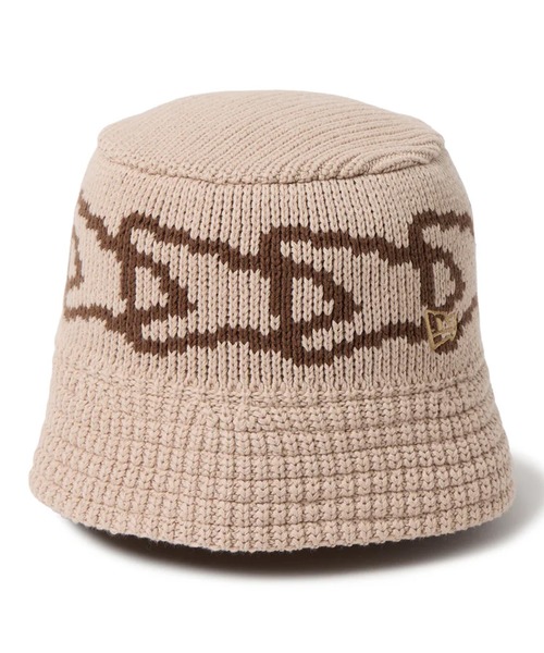 NEW ERA(ニューエラ)の「NEW ERA/ニューエラ バケットハット バケハ ニットバケット Visor Sticker ストライプ Flag Chain(ハット・メンズ・クリーム/ブラック系その他/ブラウン/ブラック・M/L)」の4枚目の写真