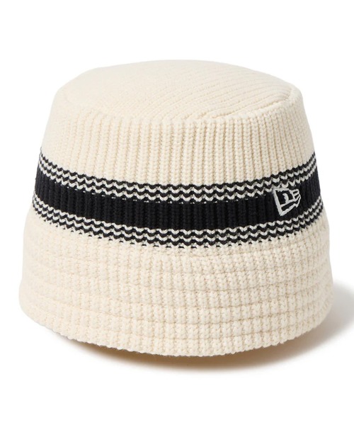 NEW ERA(ニューエラ)の「NEW ERA/ニューエラ バケットハット バケハ ニットバケット Visor Sticker ストライプ Flag Chain(ハット・メンズ・クリーム/ブラック系その他/ブラウン/ブラック・M/L)」の1枚目の写真