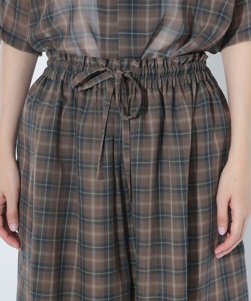 BEAMS BOY（ビームスボーイ）の「maturely / ボイル チェック ワイド イージー（その他パンツ・レディース・ブラウン/ピンク・ONE SIZE）」の8枚目の写真